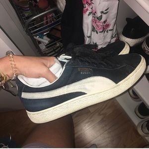 suede puma barely worn